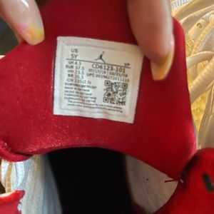 Jordan original Maxin 200 white black red